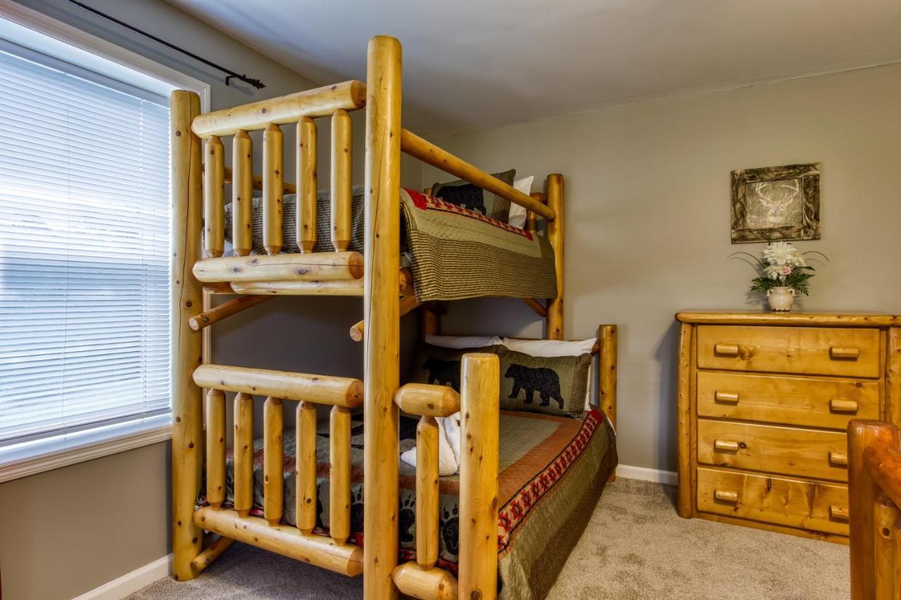 Fun & Games By Honeybearcabins 2Br/1Ba Sleeps 7 Sevierville Exteriör bild