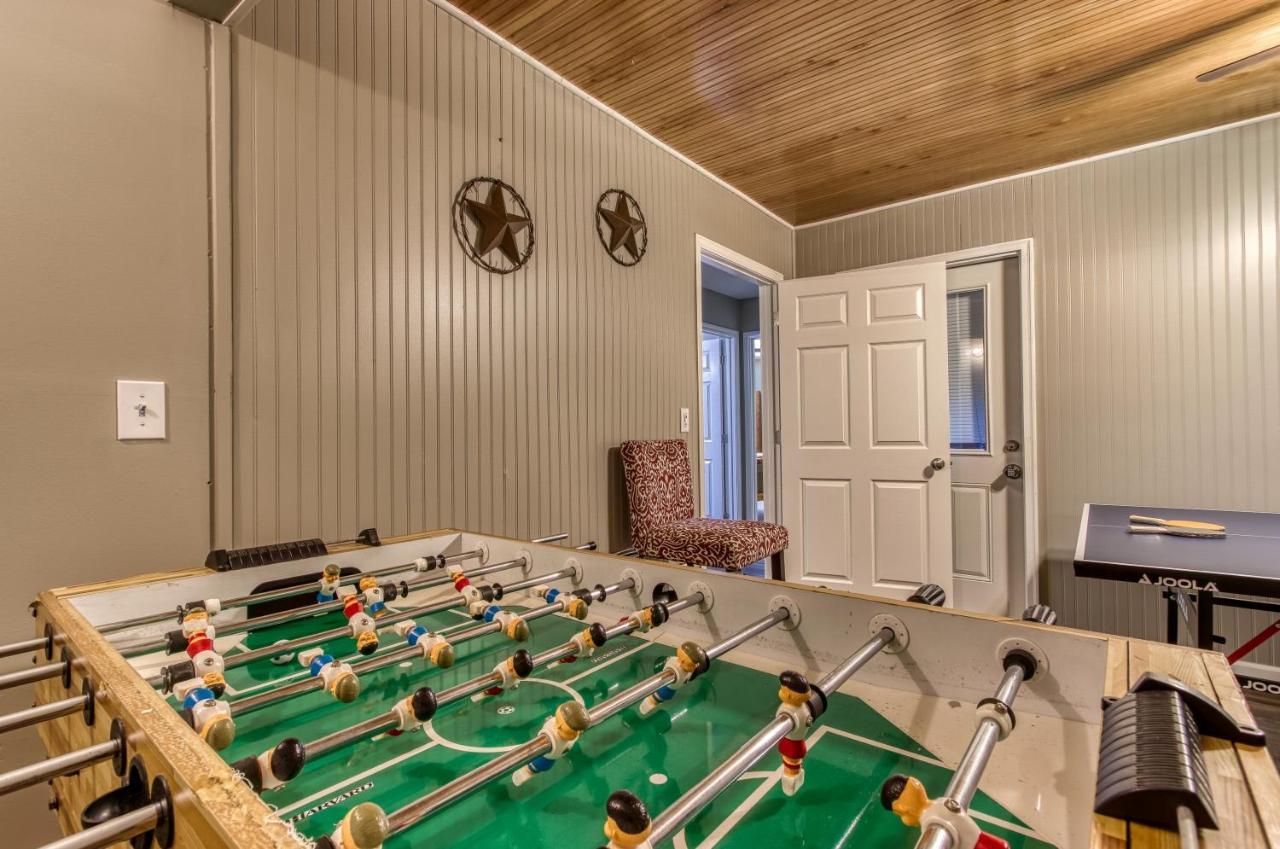 Fun & Games By Honeybearcabins 2Br/1Ba Sleeps 7 Sevierville Exteriör bild