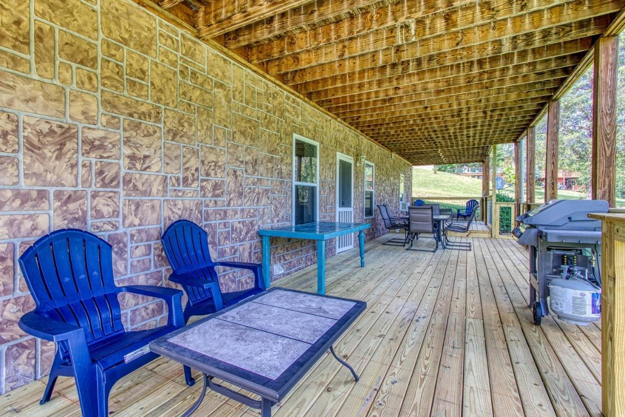 Fun & Games By Honeybearcabins 2Br/1Ba Sleeps 7 Sevierville Exteriör bild