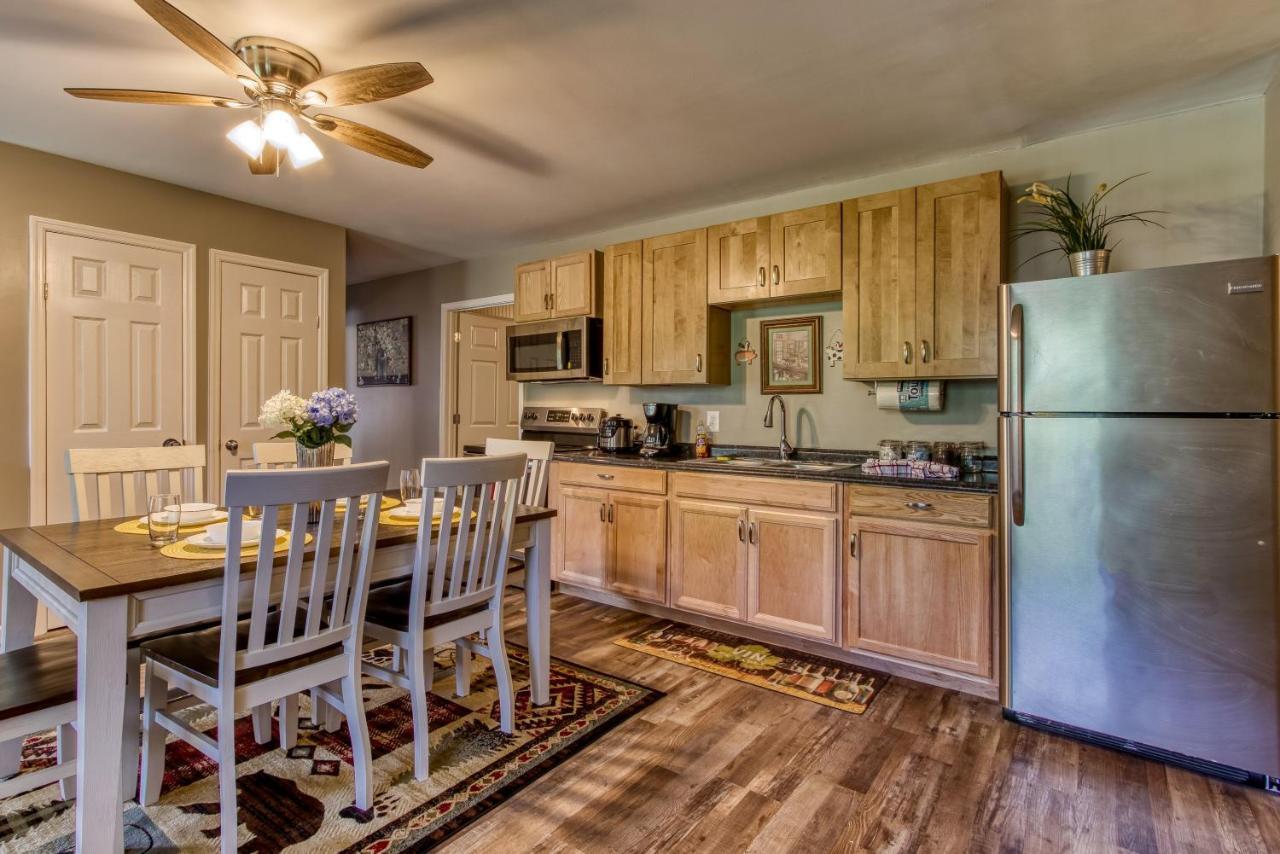 Fun & Games By Honeybearcabins 2Br/1Ba Sleeps 7 Sevierville Exteriör bild
